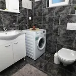 Edi Апартаменты Пула